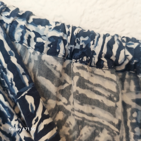 Clio 100% Silk Wide Leg Blue White Print Pull On Pant Sz M - Picture 16 of 16